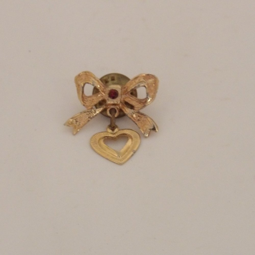 Brooch